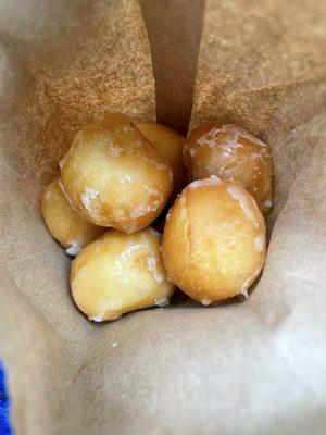 Doughnut Glazed Holes