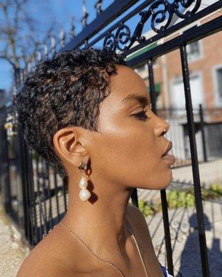 Elle Moore's Beauty Salon