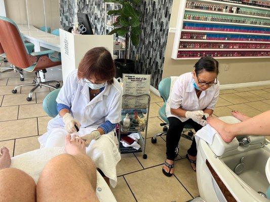 We L-O-V-E Belmont Nails. They are so friendly and professional, and they've been in the neighborhood for 25 years!