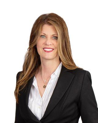 Jennifer Arnett - Century 21 Lakeside Realty