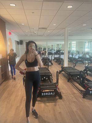 Mpower studio + Alyssa and her newly discovered abs