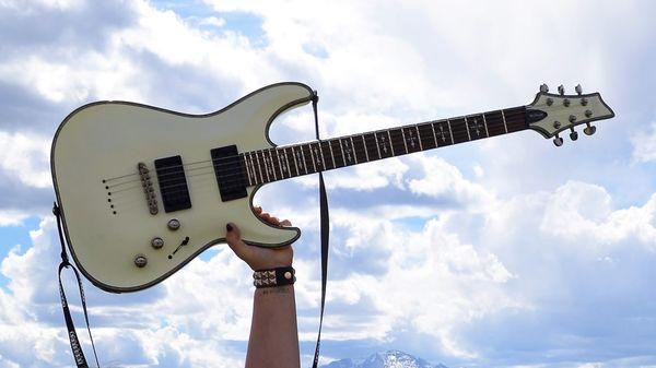 AV Guitar Studio
