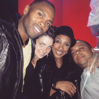 Vinyl Sports Bar & Nightclub