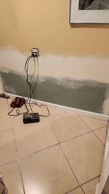 Professional and Affordable Painting and Remodeling Services in Chicago and neaby suburbs. Book an appoitment now! Call us at 773-992-9161.