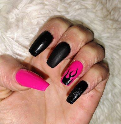 Tulip Nails Hermitage