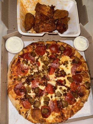 Tony's Pizza & Grinders