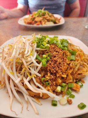 Pad thai