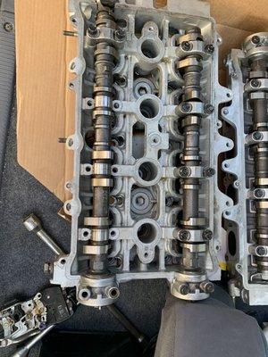 This is another head I had to compare see cams are on each respective side exhaust and intake this was removed