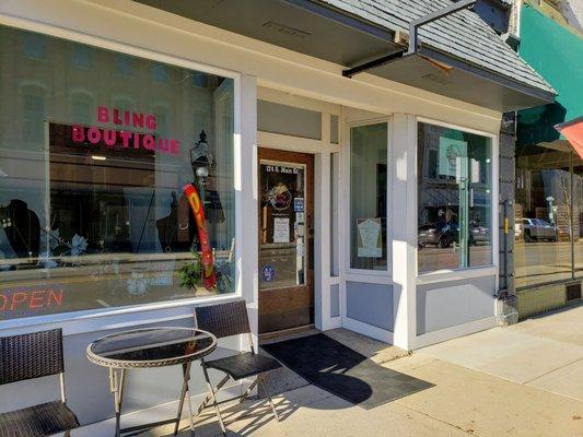 Storefront for Bling Boutique