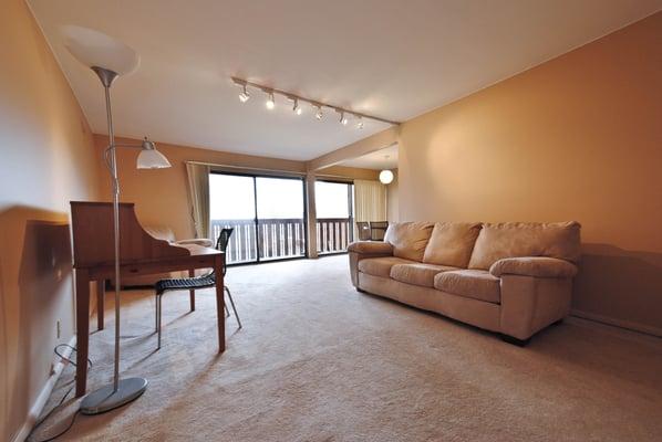 2140 Pauline Blvd # 108 SOLD for 100%of the asking price and was on the market for 33 days