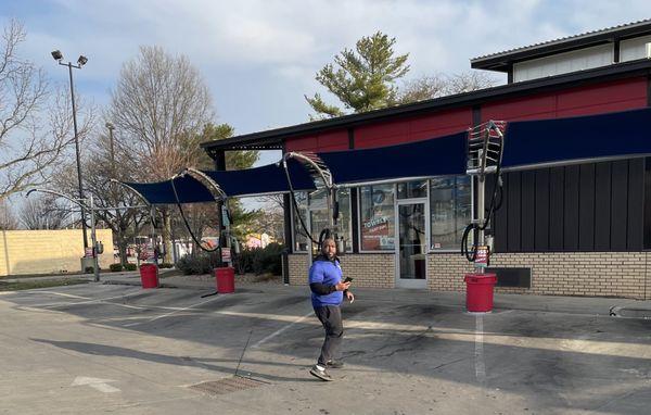 Employee yelling at me among all of the vacuums that don't work, with no cleaning materials available.