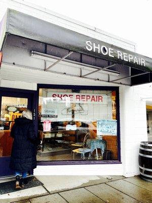 Lake Oswego Shoe Repair