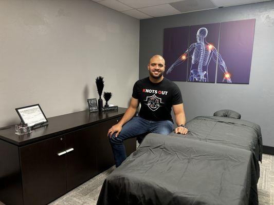 Knots Out Sports and Massage Therapy