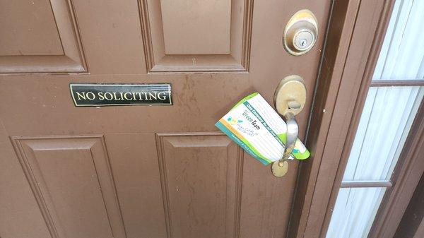 Total Disread of Resident and HOA SIGNS!