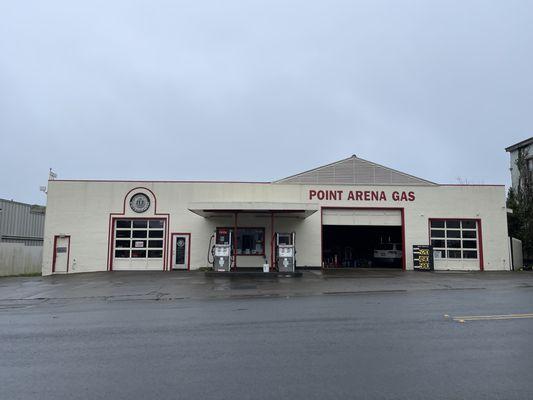 Point Arena Gas on April 7, 2023.