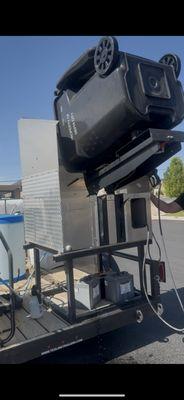 Pinks Garbage Bin Cleaning