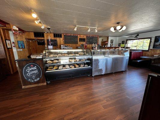 Sweet Scoop A’la Mode