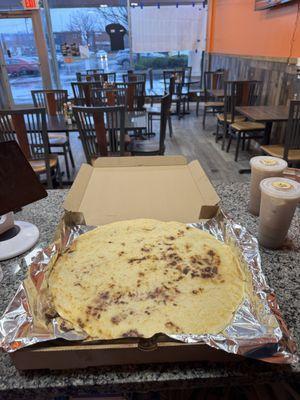 Pupusa Loka/Crazy Pupusa (16in)