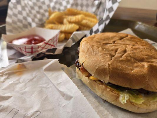 Crest View Dairy Bar