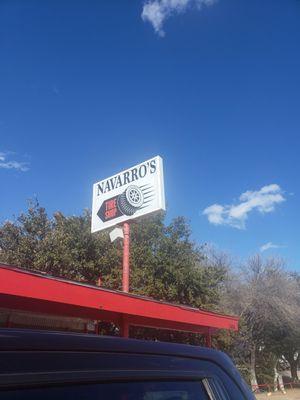 Navarro's Tire Shop