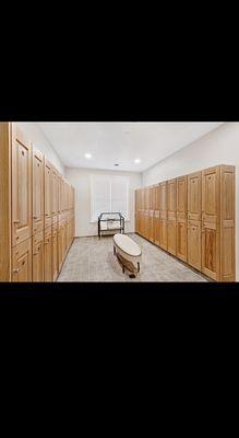 Lockers for men and women