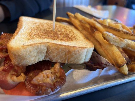 Bottlecap Alley Icehouse Grill