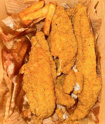 Catfish Basket w/Cajun Fries