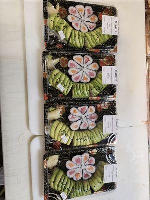 Flower sushi chef choice