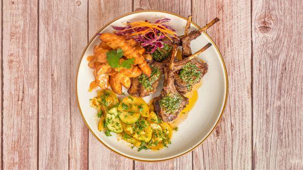 Lamb chops with chimichury sauce