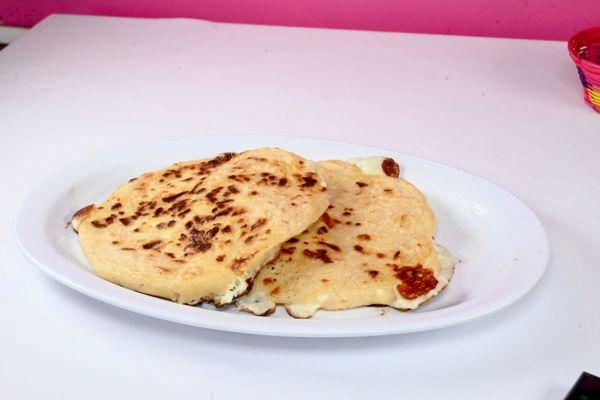 mozarella cheese pupusas