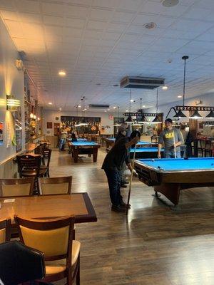 Juliet Cafe Bar & Billiards