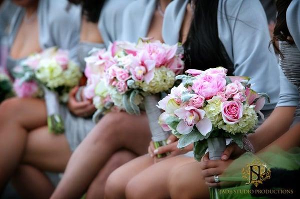 Detail: Bridesmaid Flowers