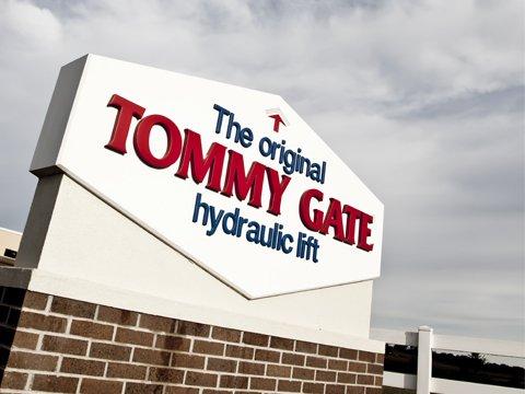 Tommy Gate - Woodbine, Iowa