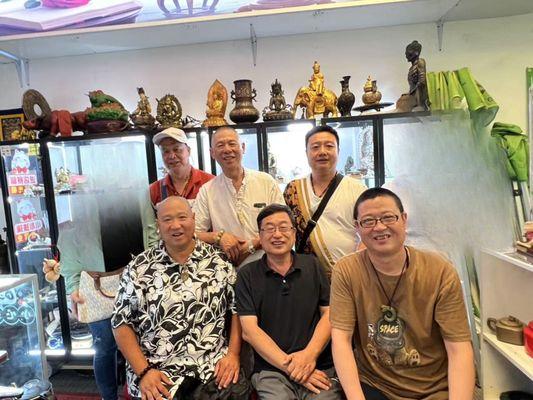 Qiuquezhai Antique Shop