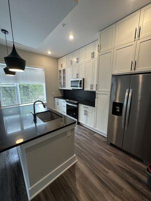 Luan Cleaning & Paint