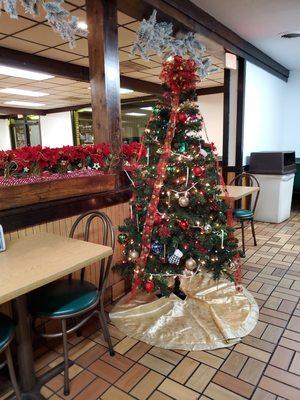 A nice little Christmas display for the holidays.