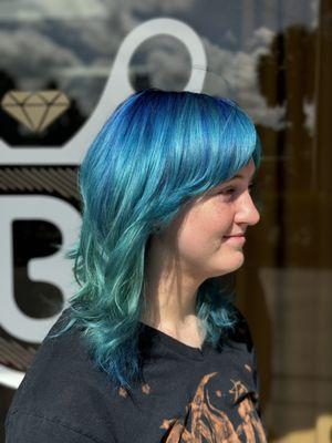 B Hair Artistry & Aesthetics