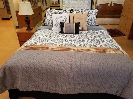 Lawton West Super Thrift