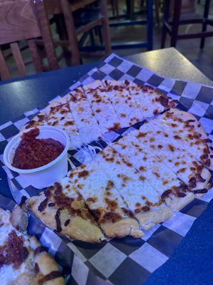 Stan & Ollie's Pub/Three Cousins Pizza