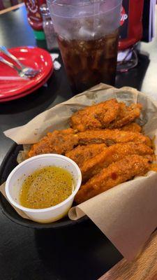 Wing Daddy’s Sauce House