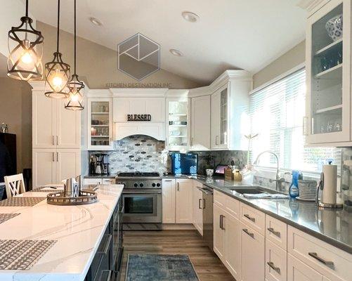 This kitchen has both Brittanicca and Carrick Quartz from Cambria Surface!
