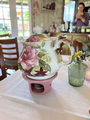Tea pot
