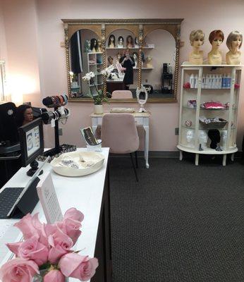 Come in and feel beautiful!