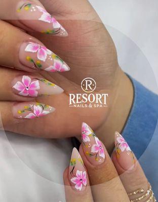 Resort Nails & Spa - Corona