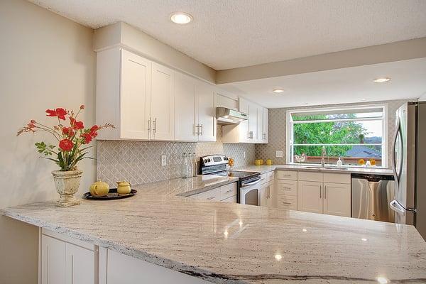 You want to cook in THIS KITCHEN!
