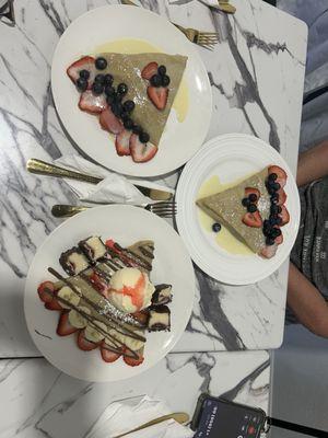 Gansito, Berries and cream