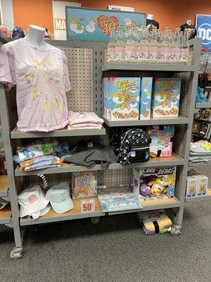 Inside of FYE Dover Mall