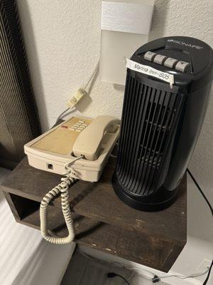 Disgusting bedside shelves, non functional phone