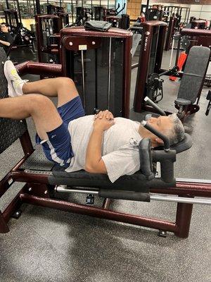 Gold's Gym - San Antonio