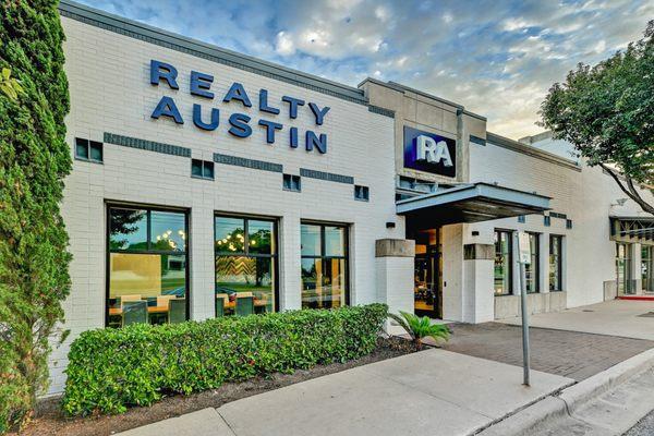 Realty Austin - Compass